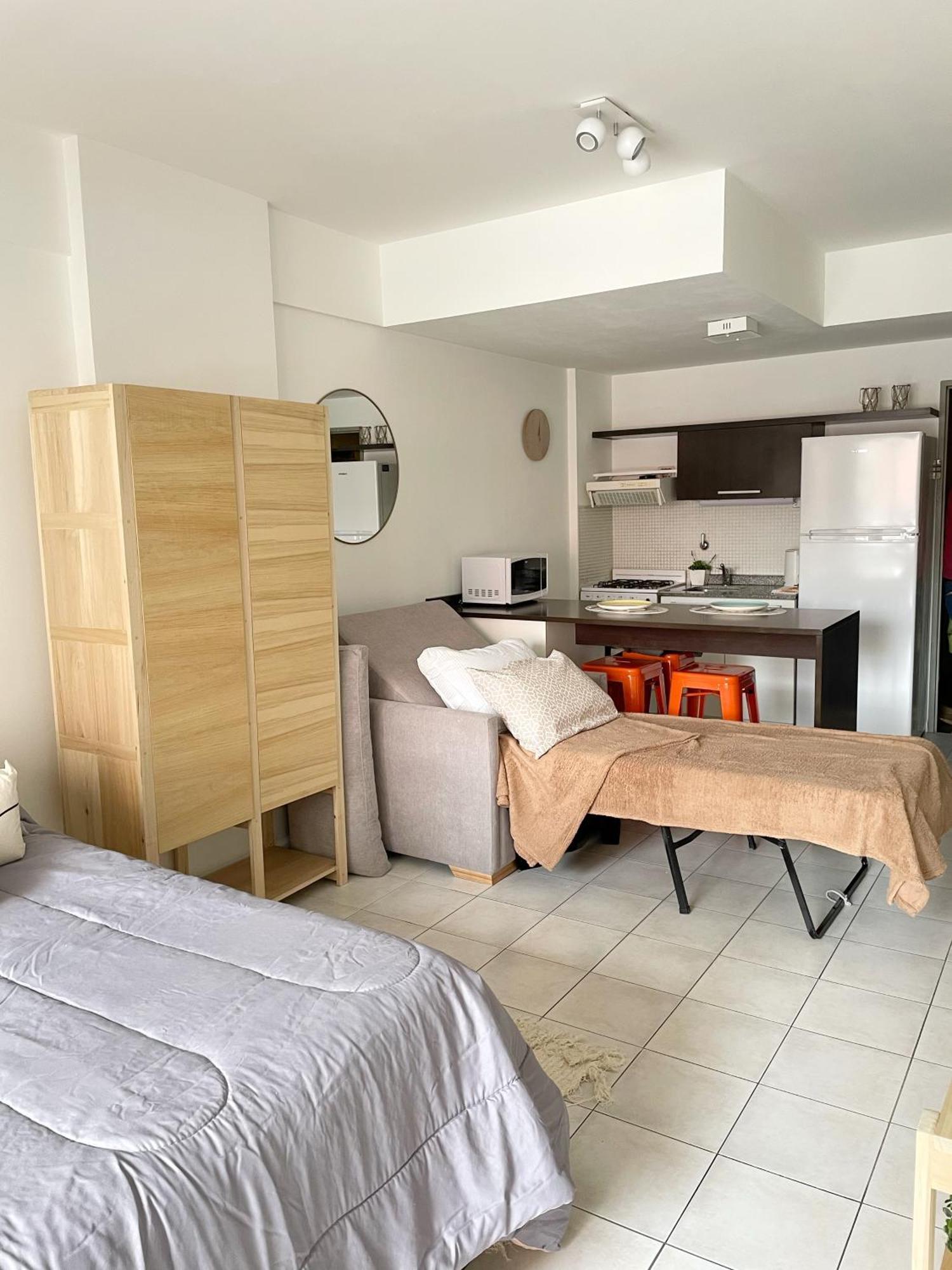 Movistar Arena - Departamento Moderno, Comodo, Luminoso - Hasta 3 Huespedes - Crespo Appartement