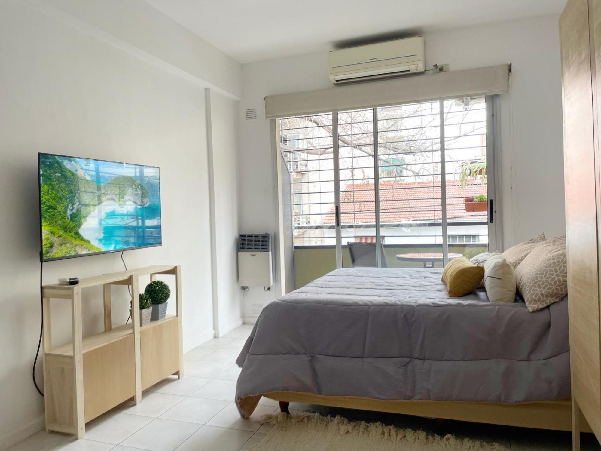 Movistar Arena - Departamento Moderno, Comodo, Luminoso - Hasta 3 Huespedes - Crespo Appartement *